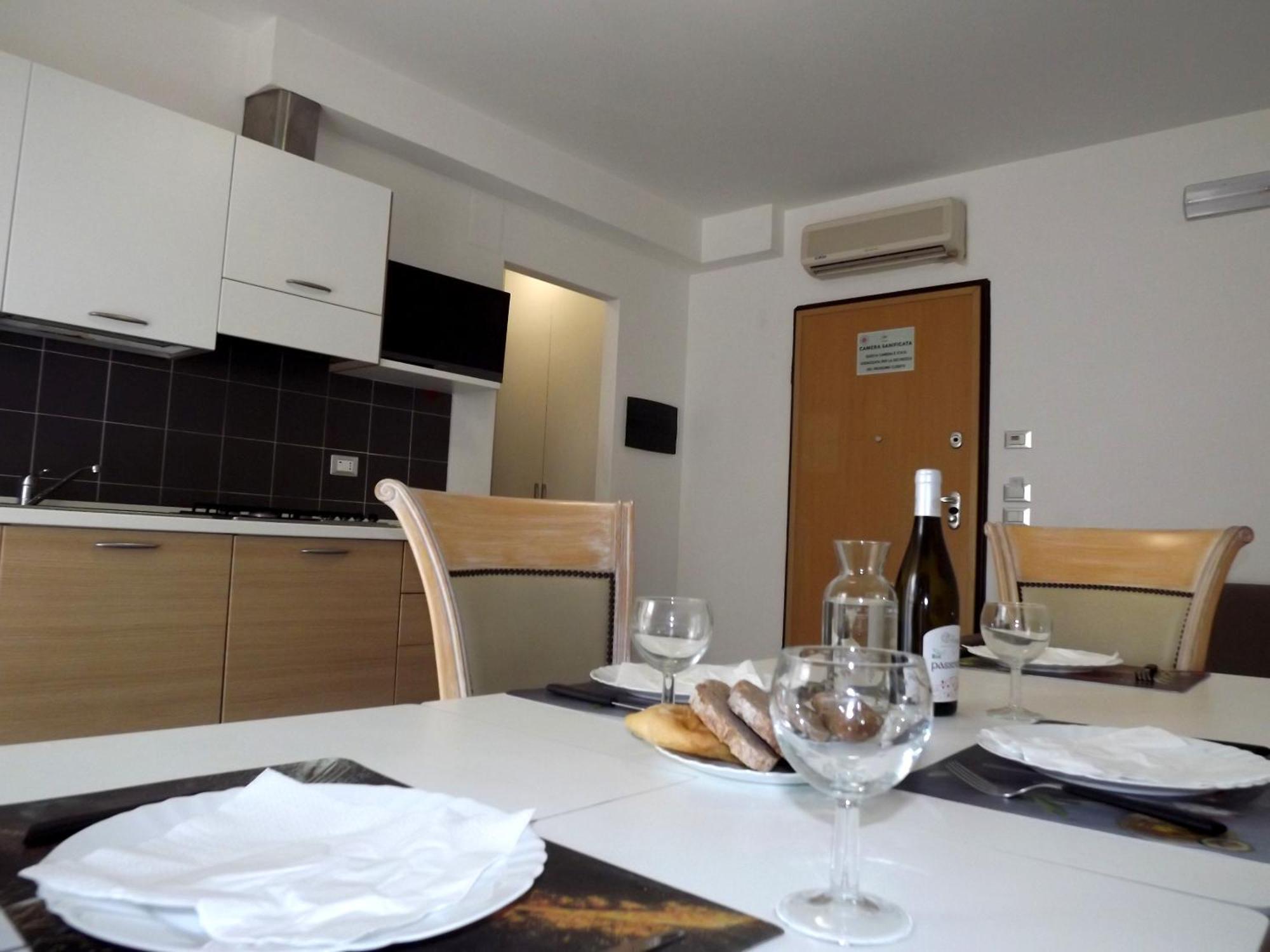 Residence Twigha Martinsicuro Luaran gambar